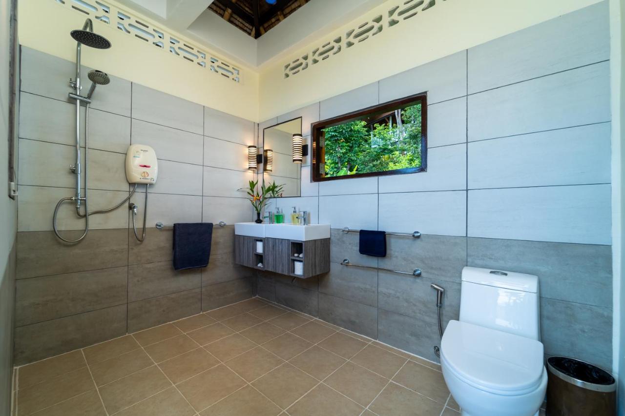 White Azure Villa Koh Phangan Than Sadet Beach エクステリア 写真
