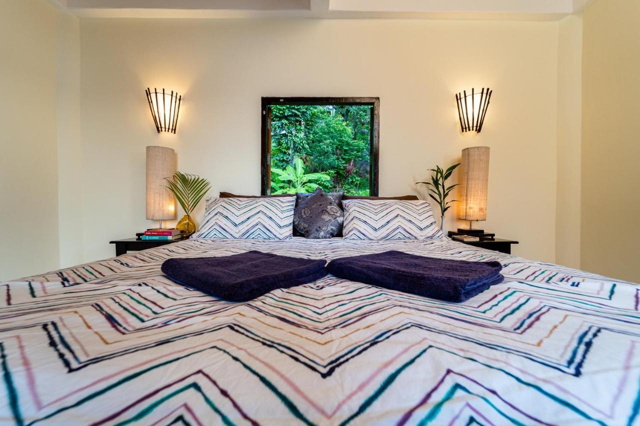 White Azure Villa Koh Phangan Than Sadet Beach エクステリア 写真